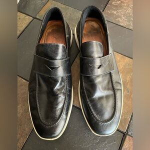 Wolf & Shepherd Black Leather Slip-On Loafers